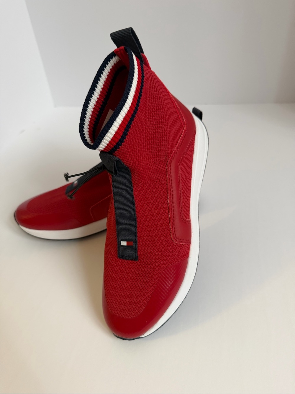 NWOT Tommy Hilfiger Aliah Red Knit Slip-On Sock Sneakers